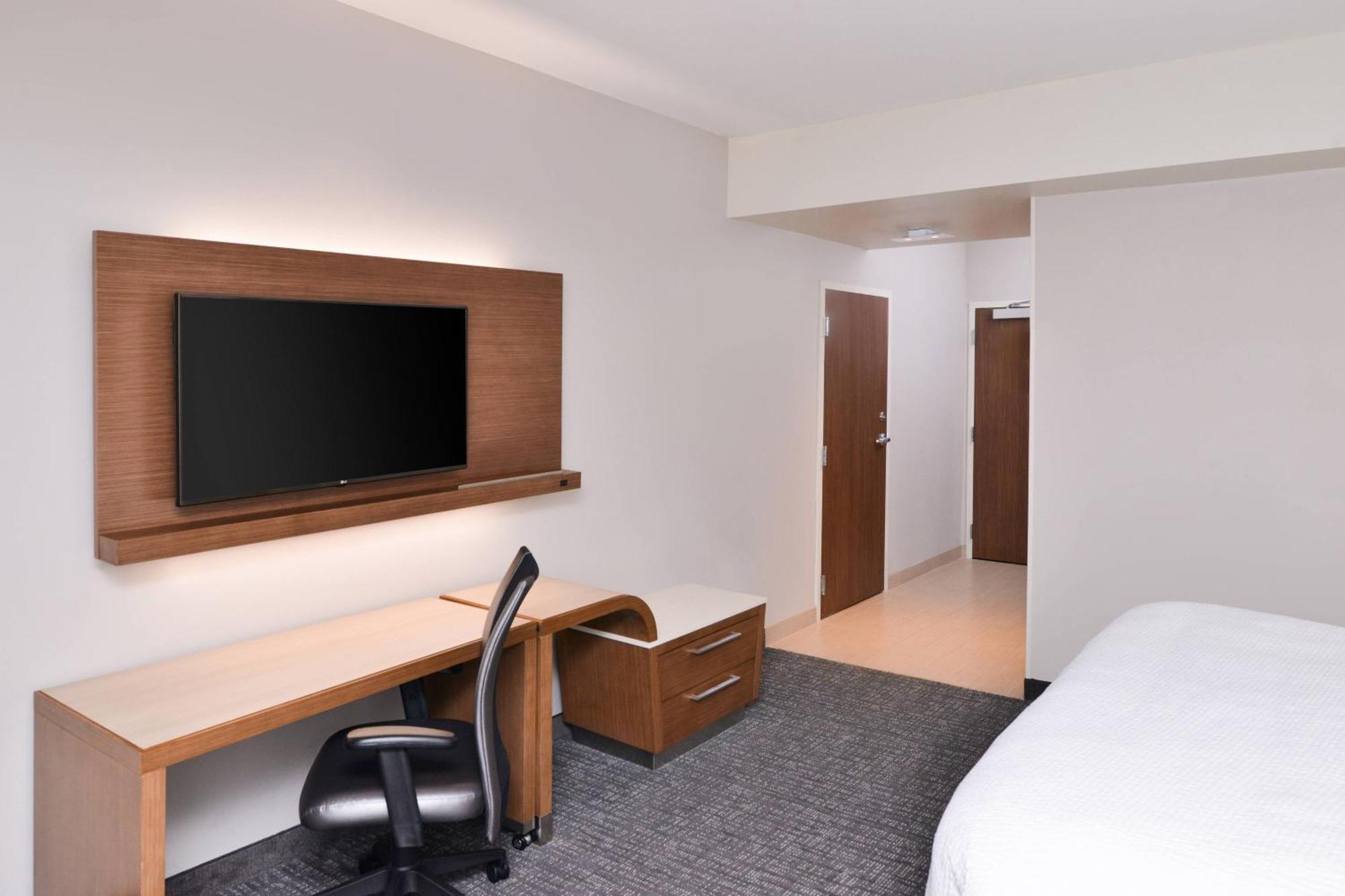 Courtyard By Marriott Columbus Grove City Ngoại thất bức ảnh